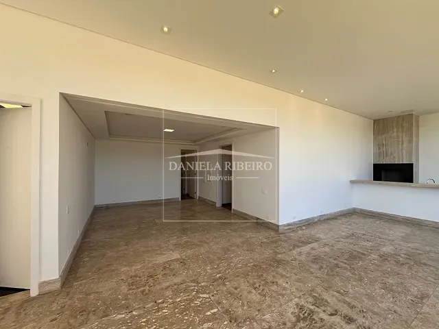 Casa com 380m² 4 quartos e 5 banheiros, à venda, no bairro Recanto do Salto em Londrina