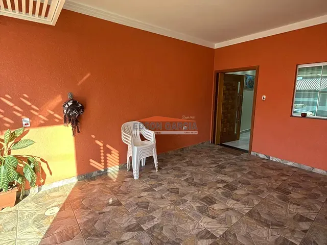 Casa 2 quartos e 2 banheiros, à venda, no bairro Parque São Bento em Sorocaba