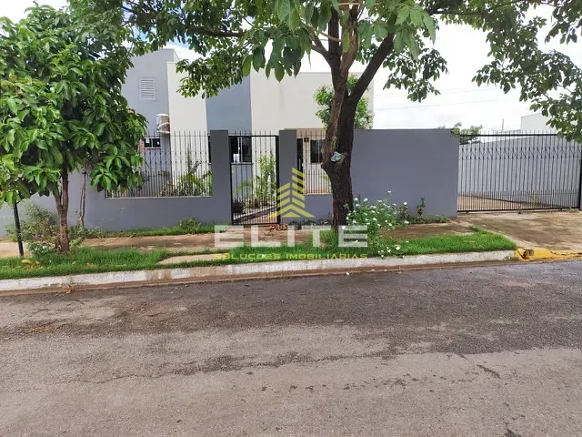 Casa 3 quartos e 1 banheiro, à venda, no bairro Loteamento Monte Líbano I em Sorriso