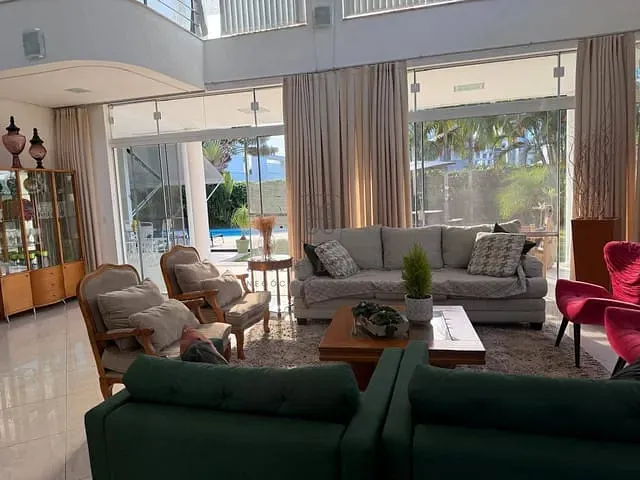 Casa 5 quartos e 7 banheiros, à venda, no bairro Jurerê Internacional em Florianópolis