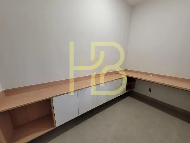 Casa 3 quartos e 5 banheiros, à venda, no bairro Aparecidinha em Sorocaba