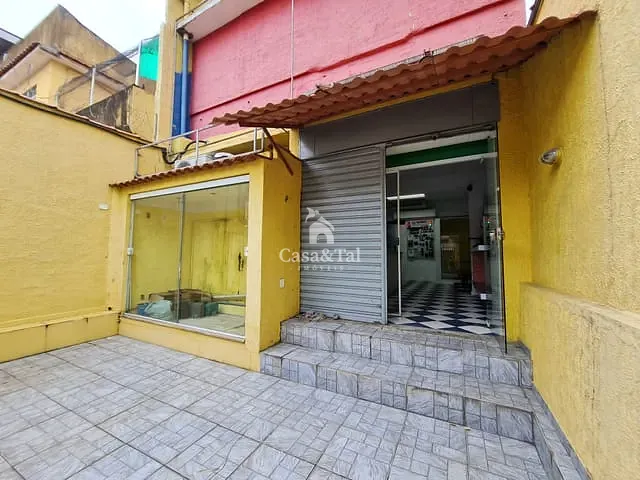 Casa à venda ou para alugar, no bairro Centro em São João de Meriti
