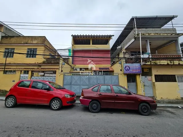 Casa à venda ou para alugar, no bairro Centro em São João de Meriti