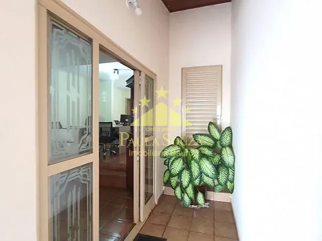 Casa com 180m² 4 quartos e 3 banheiros, para alugar, no bairro Jardim América em Bauru