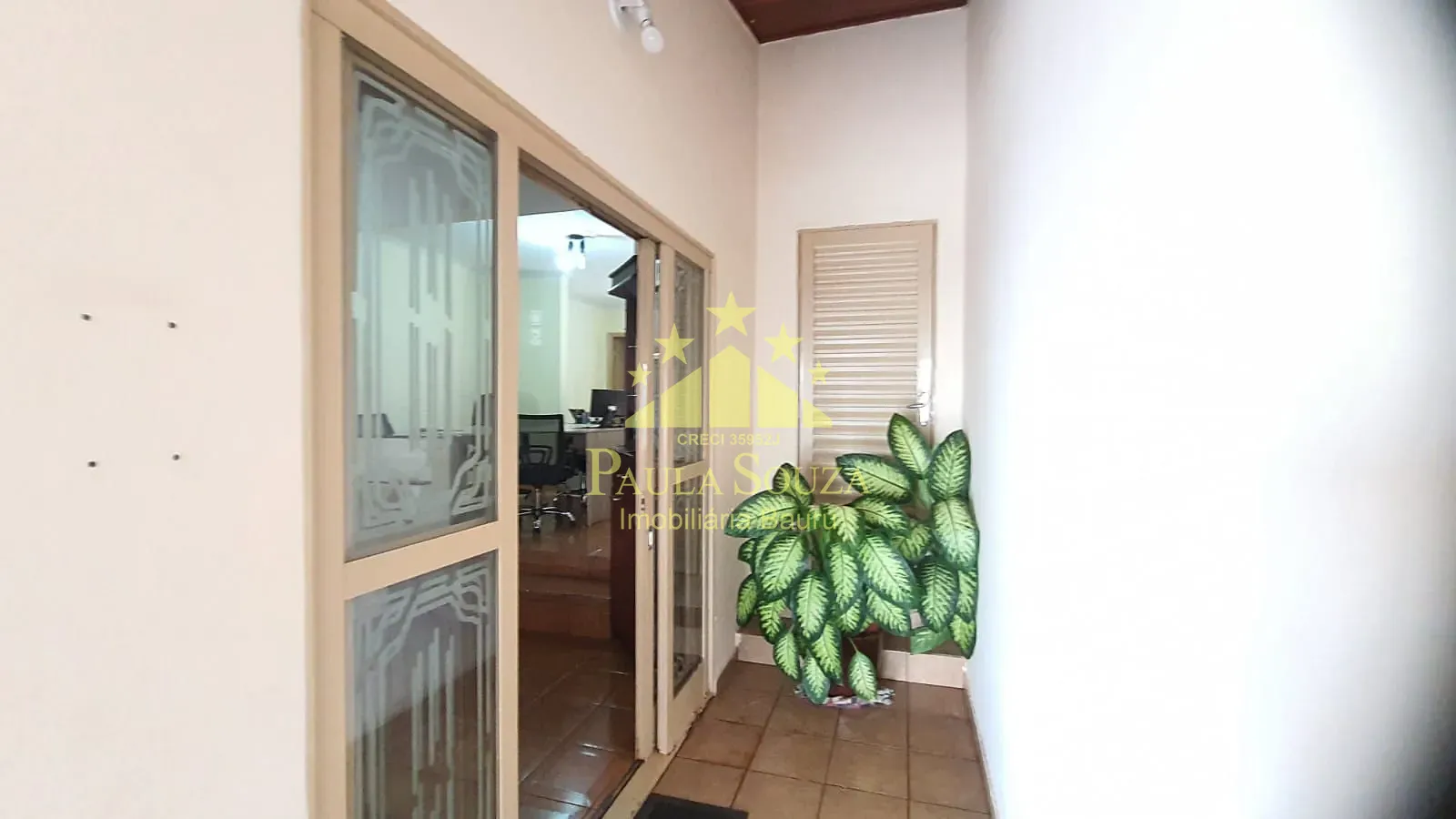 Casa, 4 quartos, 180 m² - Foto 1