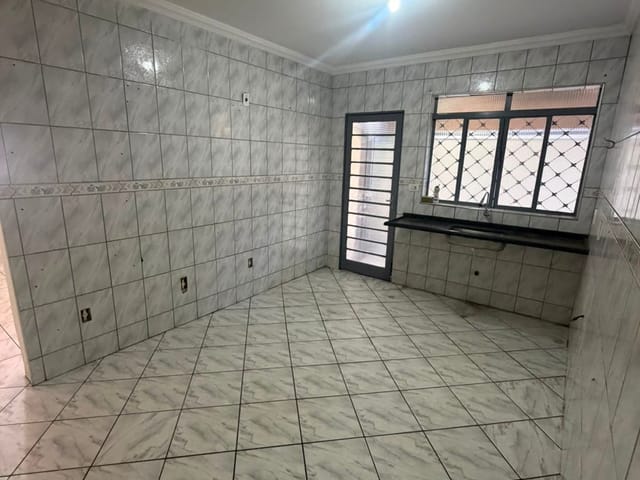 Casa com 150m² 3 quartos e 1 banheiro, à venda, no bairro Parque Residencial Jaguari em Americana