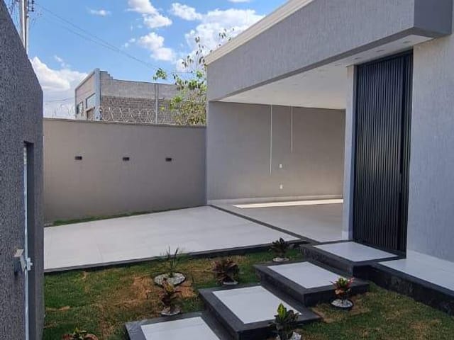 Casa com 378m² 3 quartos e 4 banheiros, à venda, no bairro Setor Faiçalville em Goiânia
