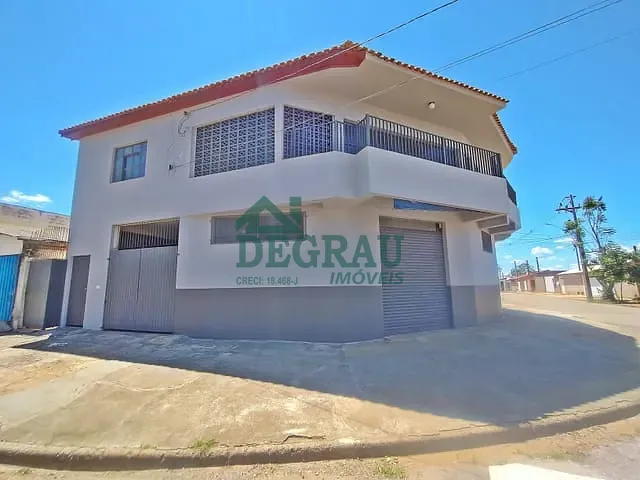 Casa 3 quartos e 2 banheiros, à venda, no bairro Jardim Bela Vista em Itapeva