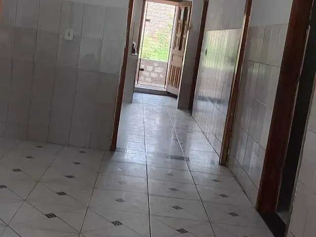 Casa 2 quartos e 1 banheiro, à venda, no bairro Centenário em Paulo Afonso