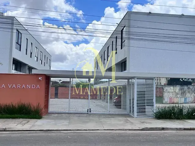 Casa 2 quartos e 3 banheiros, à venda, no bairro Coqueiro em Ananindeua