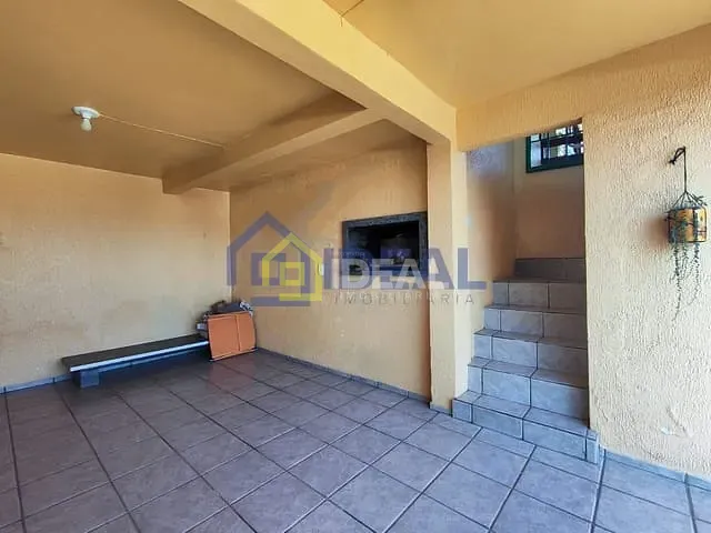 Casa 4 quartos e 3 banheiros, à venda, no bairro Centro em Concórdia