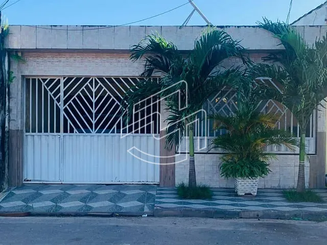 Casa 2 quartos e 1 banheiro, à venda, no bairro Águas Lindas em Belém