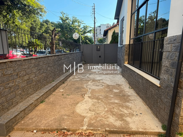 Casa com 282m², para alugar, no bairro CENTRO em CATAGUASES