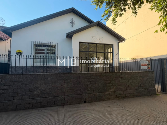 Casa com 282m², para alugar, no bairro CENTRO em CATAGUASES