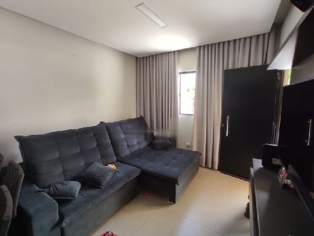 Casa com 125m² 2 quartos e 1 banheiro, à venda, no bairro Jardim Nova Cambé em Cambé