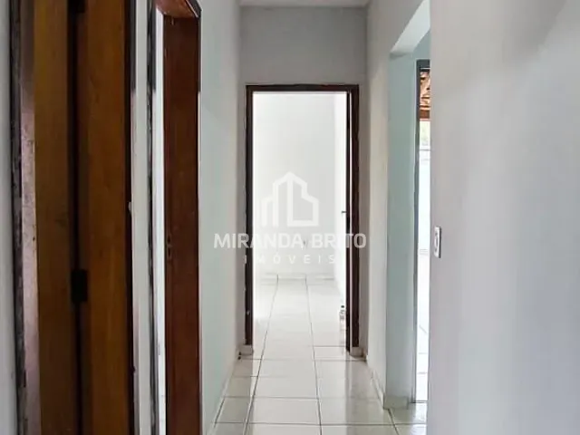 Casa 3 quartos e 2 banheiros, à venda, no bairro Retiro do Bosque em Aparecida de Goiânia