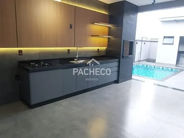 Casa com 328m² 3 quartos e 1 banheiro, à venda, no bairro Cariobinha em Americana