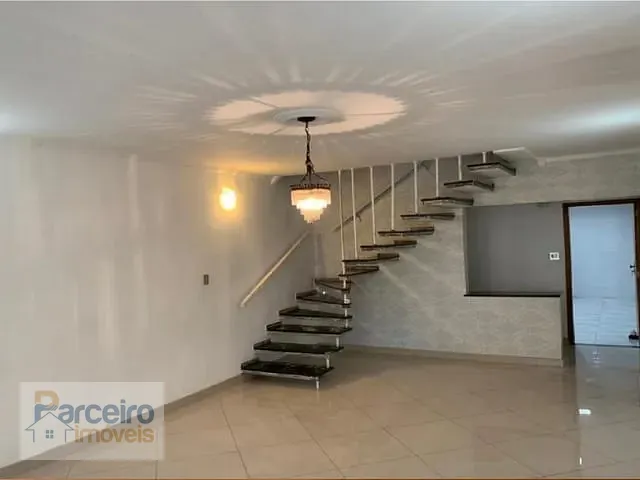Casa com 198m² 4 quartos e 3 banheiros, à venda, no bairro Chácara Santo Antônio (Zona Leste) em São Paulo
