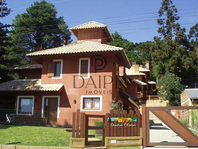 Casa com 198m² 3 quartos e 2 banheiros, à venda, no bairro Lago Negro em Gramado