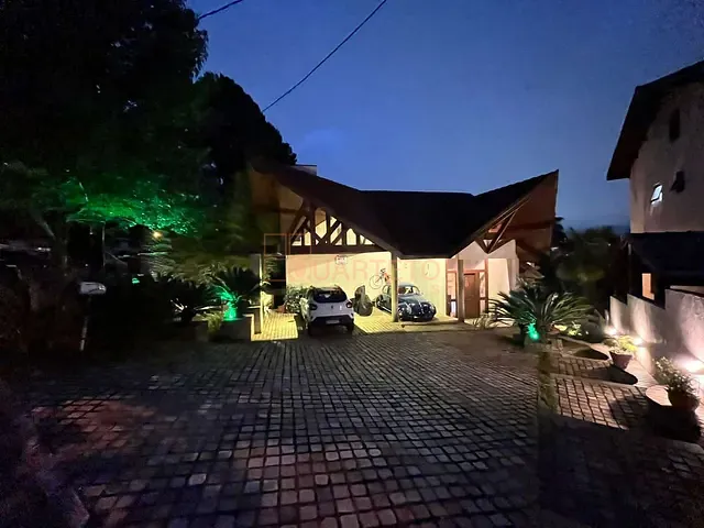 Casa com 600m² 3 quartos e 2 banheiros, à venda, no bairro Jardim do Golf I em Jandira