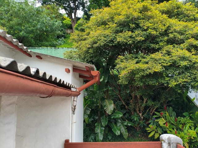 Casa com 665m², à venda, no bairro Castelanea em Petrópolis