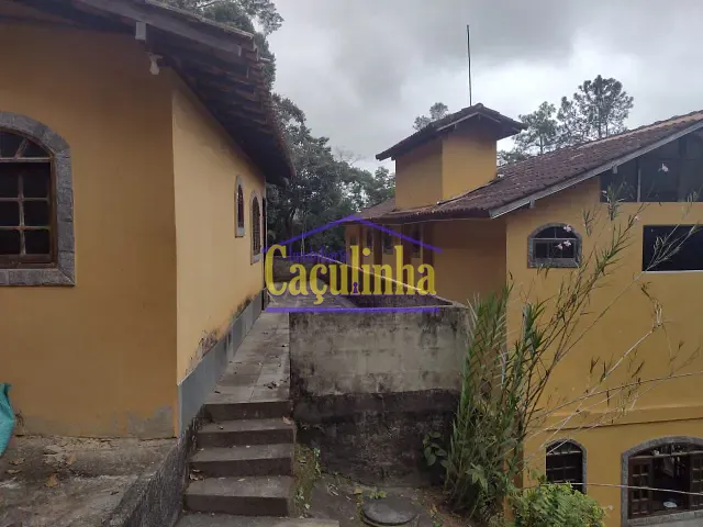 Casa com 6500m² 4 quartos e 5 banheiros, à venda, no bairro Centro (Ipiabas) em Barra do Piraí