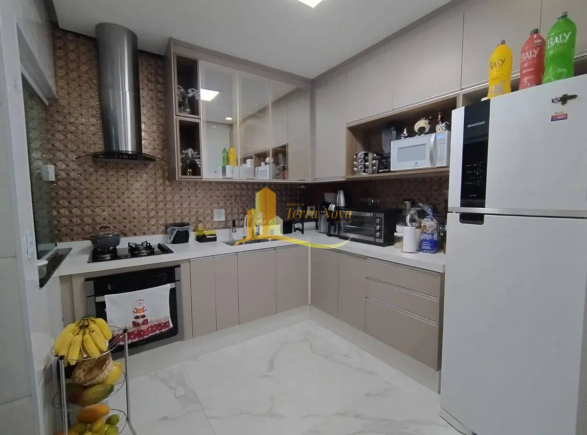 Casa, 3 quartos, 210 m² - Foto 7