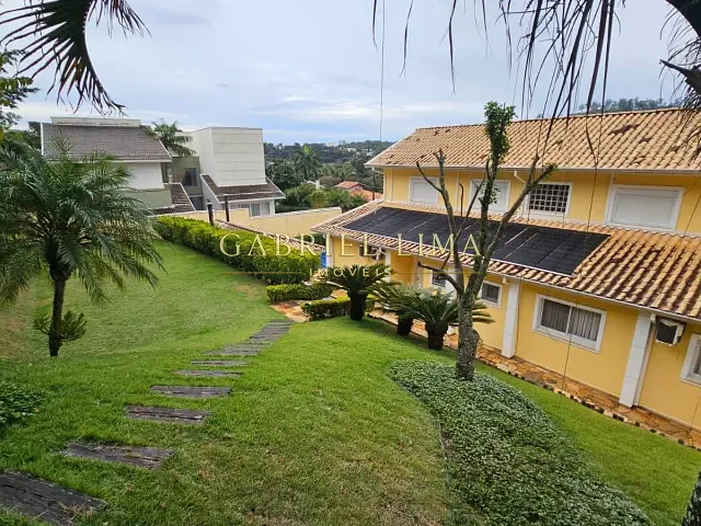Casa 4 quartos e 2 banheiros, à venda, no bairro Jardim Santa Teresa em Jundiaí