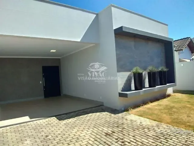 Casa com 360m² 3 quartos e 2 banheiros, à venda, no bairro Jardim Belo Horizonte em Sinop