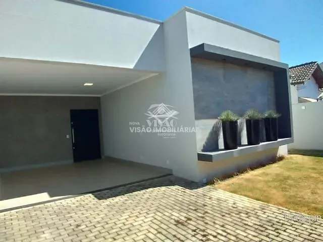 Casa com 360m² 3 quartos e 2 banheiros, à venda, no bairro Jardim Belo Horizonte em Sinop