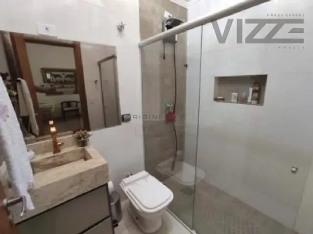 Casa com 180m² 3 quartos e 3 banheiros, à venda, no bairro Parque Residencial Rita Vieira em Campo Grande