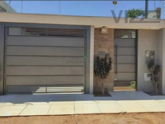 Casa com 180m² 3 quartos e 3 banheiros, à venda, no bairro Parque Residencial Rita Vieira em Campo Grande