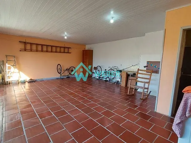 Casa com 300m² 4 quartos e 2 banheiros, à venda, no bairro Praia de Mariluz em Imbé