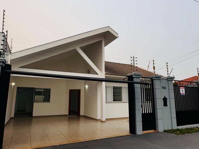 Foto do Casa - Casa à venda, moderna, com 11,76mts de frente, 03 quartos (1 suite) no Jardim Monte Rei, Maringá, PR | Wagner Inhesta broker