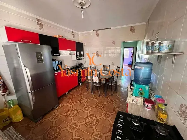 Casa 6 quartos e 4 banheiros, à venda, no bairro Vila Glória em Cambuí