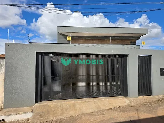 Casa com 320m² 3 quartos e 4 banheiros, à venda, no bairro Setor Habitacional Arniqueira (Águas Claras) em Brasília