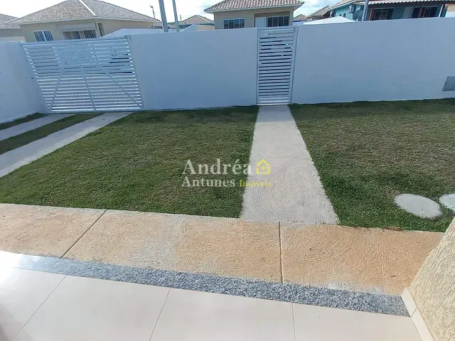 Casa com 360m² 2 quartos e 1 banheiro, à venda, no bairro Praia dos Ubás em Iguaba Grande