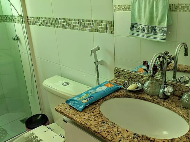 Casa 4 quartos e 3 banheiros, à venda, no bairro Balneário Remanso em Rio das Ostras