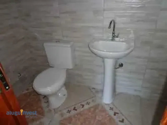 Casa com 60m² 1 quarto e 1 banheiro, para alugar, no bairro Lagoa da Conceição em Florianópolis