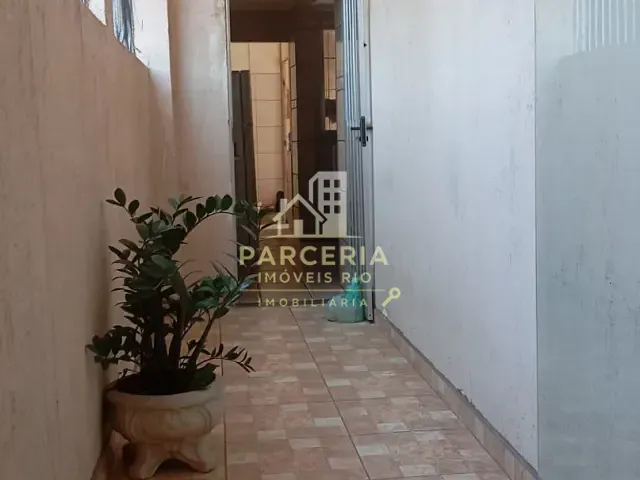 Casa 2 quartos e 1 banheiro, à venda, no bairro Pavuna em Rio de Janeiro