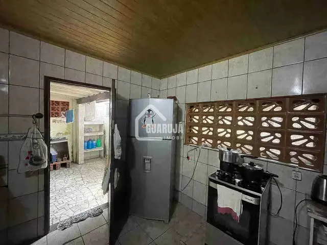Casa com 25m² 2 quartos e 2 banheiros, à venda, no bairro Jardim Esplanada do Castelo (Vicente de Carvalho) em Guarujá