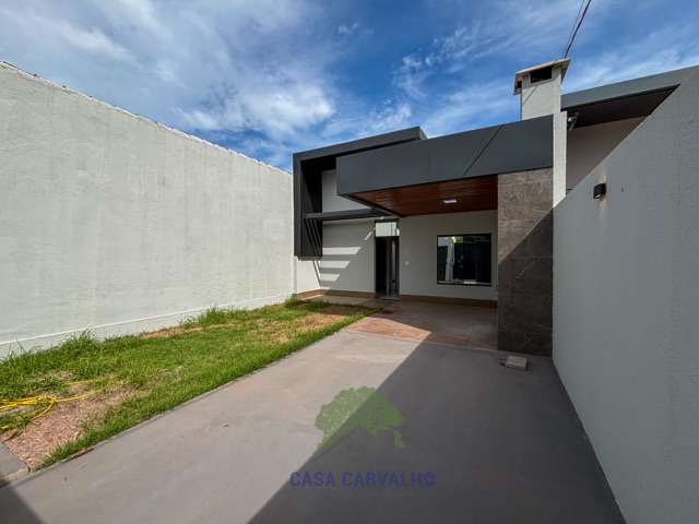 Casa com 200m² 3 quartos e 3 banheiros, à venda, no bairro Universitário em Corumbá