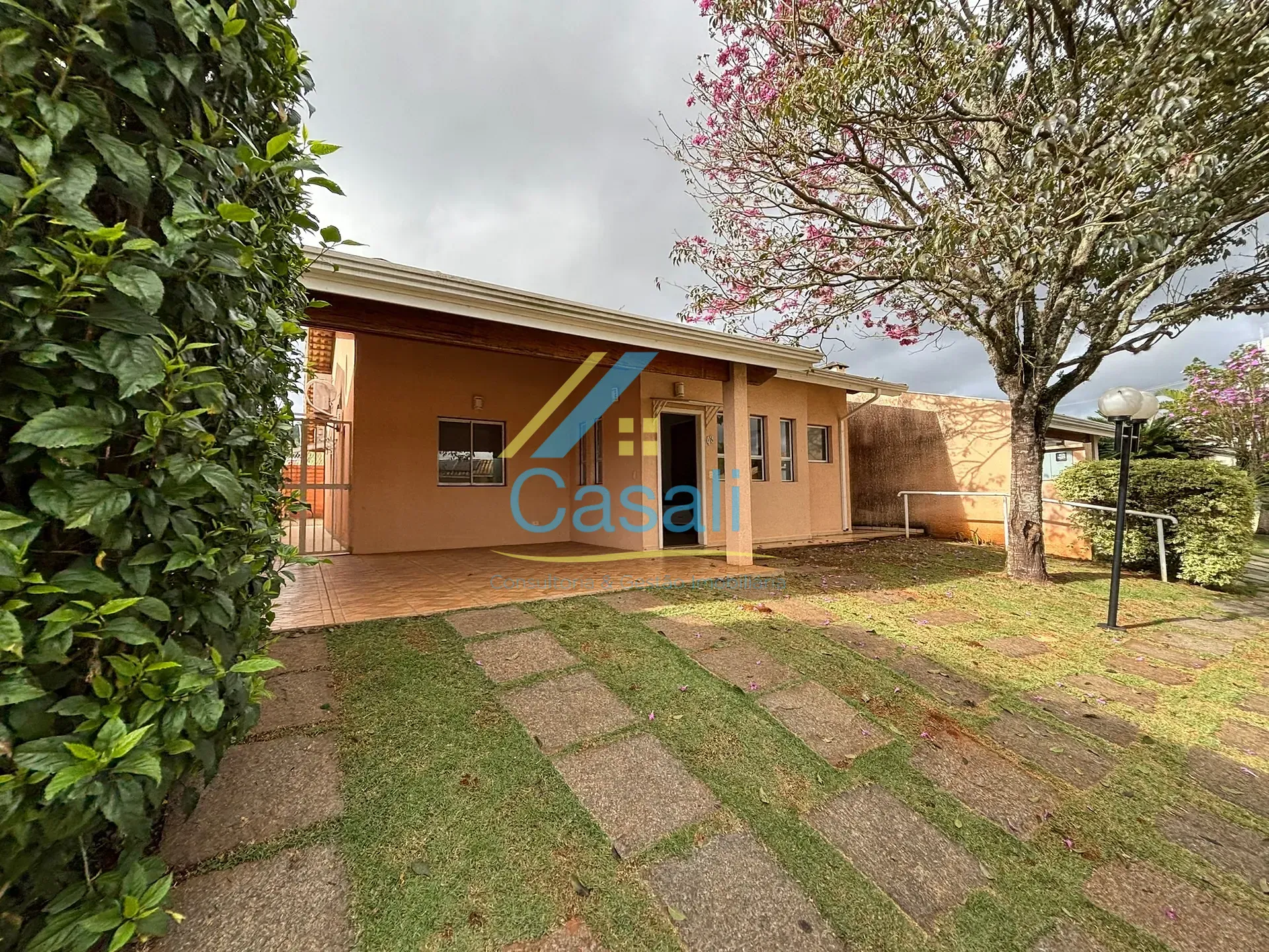 Casa, 3 quartos, 156 m² - Foto 1