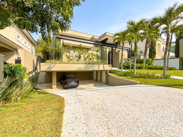 Casa com 800m² 4 quartos e 7 banheiros, à venda, no bairro Tamboré em Santana de Parnaíba