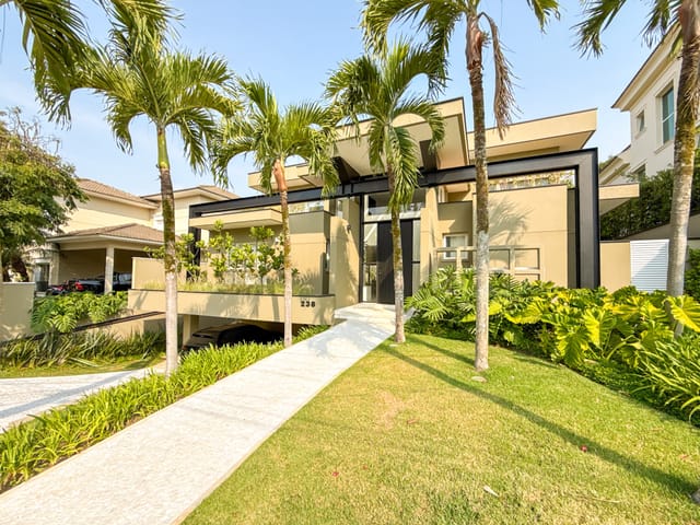 Casa com 800m² 4 quartos e 7 banheiros, à venda, no bairro Tamboré em Santana de Parnaíba