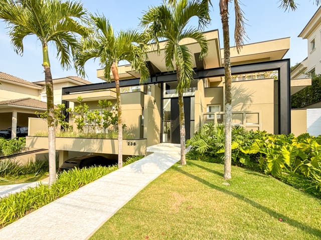 Casa com 800m² 4 quartos e 7 banheiros, à venda, no bairro Tamboré em Santana de Parnaíba