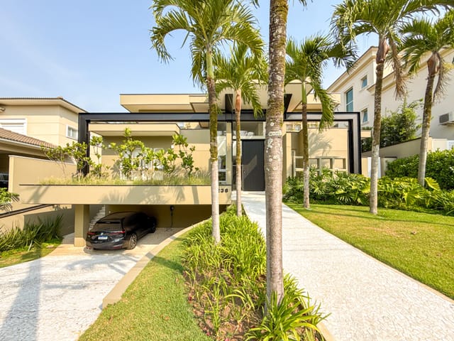 Casa com 800m² 4 quartos e 7 banheiros, à venda, no bairro Tamboré em Santana de Parnaíba