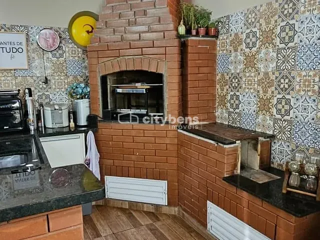 Casa 2 quartos e 1 banheiro, à venda, no bairro Aeroporto em Araçatuba