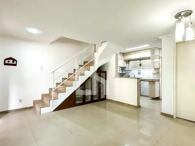Casa 3 quartos e 1 banheiro, à venda, no bairro da Luz em Nova Iguaçu