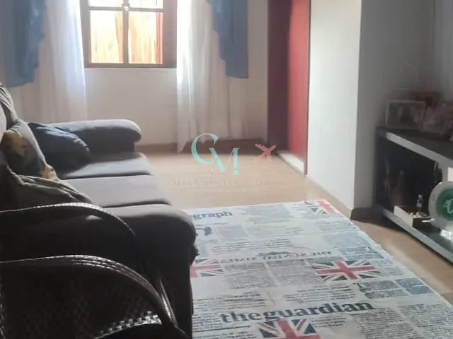 Casa com 211m² 4 quartos e 2 banheiros, à venda, no bairro Vila Cezamo em Xanxerê